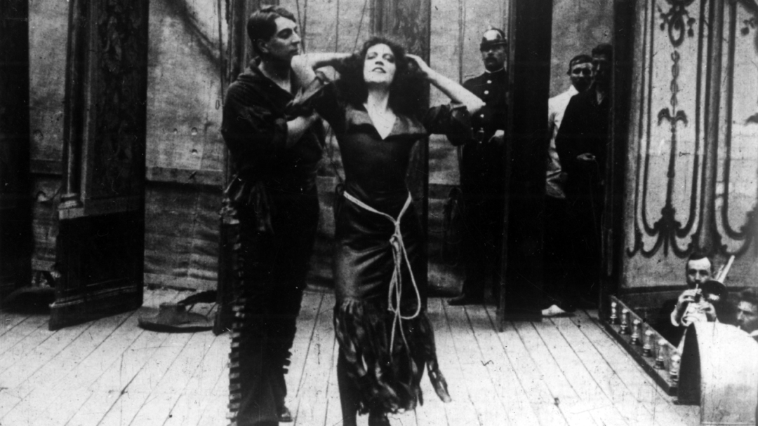 Stumfilm om søndagen Asta Nielsen Afgrunden Riddersalen live musik