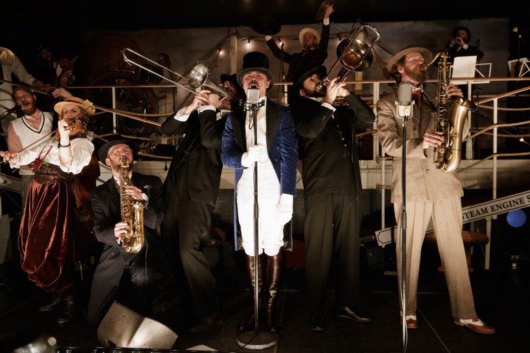 Zirkus Orchestra Arrangementer på Riddersalen Koncert på Riddersalen De brølende 20'ere Musikalsk tidrejse