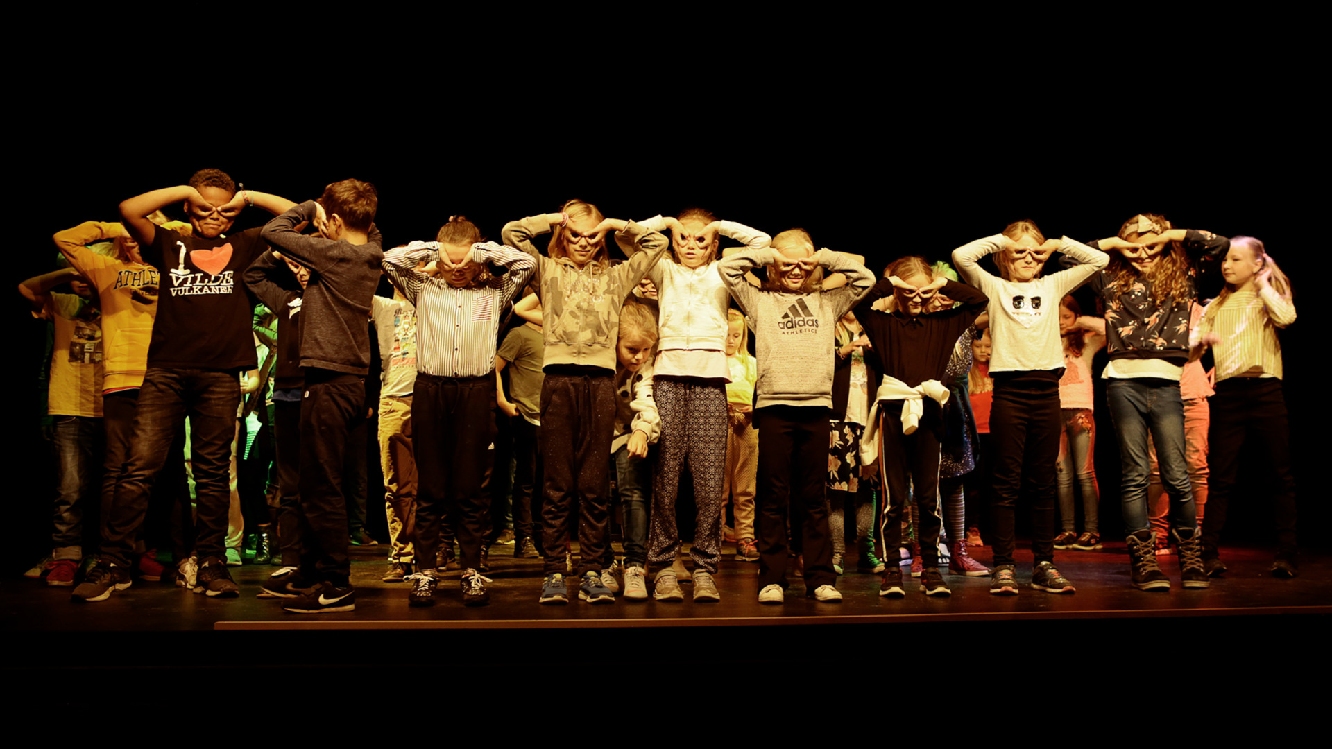 Skolesamarbejdet<br />
Scenekunst for bedre trivsel<br />
Riddersalen for børn